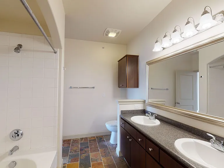 Lodge at Foxborough — Photo 38