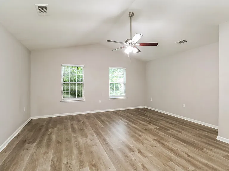4419 Austin Dekota Dr — Photo 11