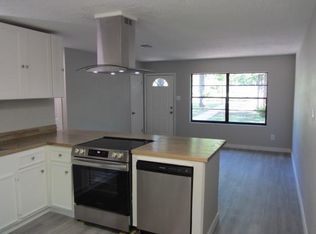 28637 Netawaka Ct, Huntsville, TX 77320