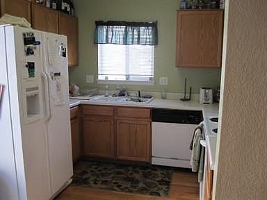 2nd image of 10150 Wyandott Cir N
