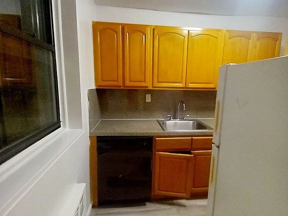 3rd image of 30 Bay 29 St #4D