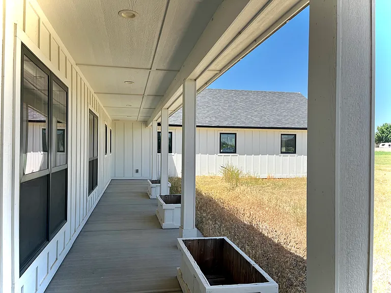 24915 Platinum Ln — Photo 15