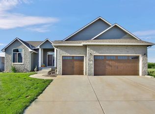 529 N Jaax Ct, Wichita, KS 67235