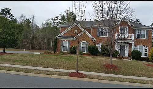 740 Swancroft Ln Photo 1