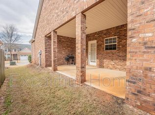 424 Buckboard Ln, Locust Grove, GA 30248