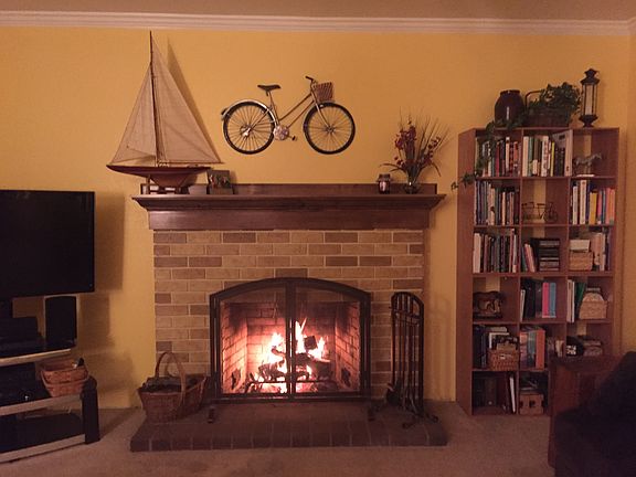 4th image of 15655 La Mesa Ct