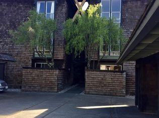 1075 S Eliseo Dr APT 9, Greenbrae, CA 94904