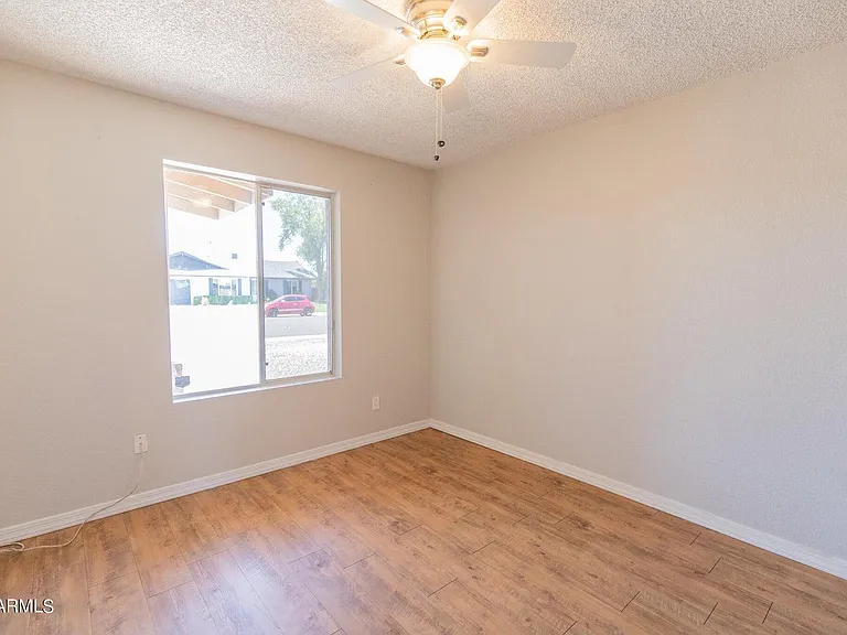 1504 E Palmcroft Dr — Photo 7