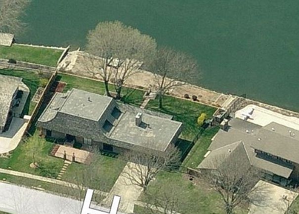 2nd image of 721 Hazelwood Dr