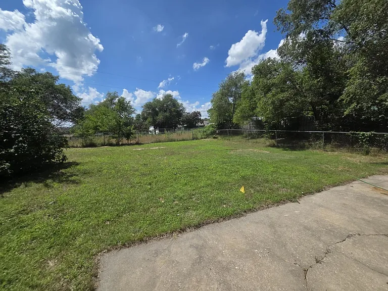 1516 Hale Dr — Photo 17