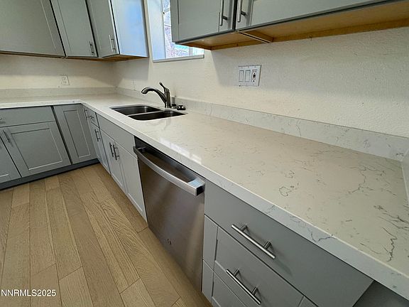 2nd image of 1836 C St