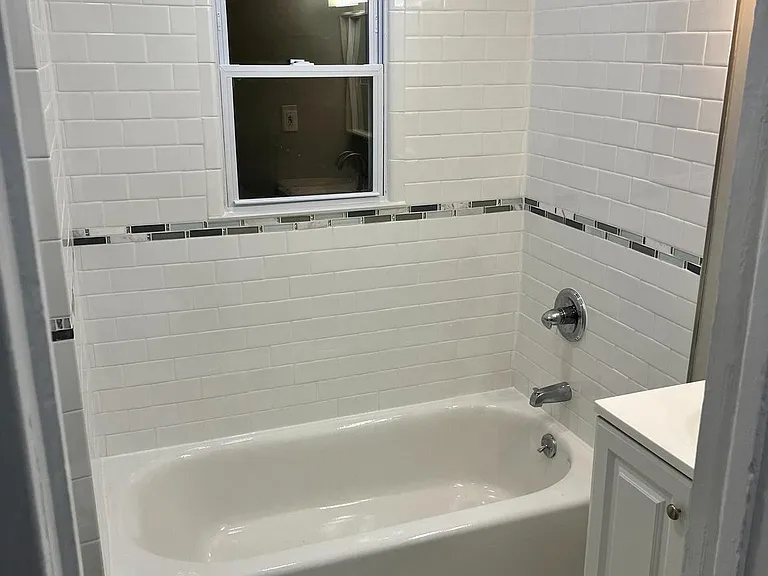 28 Victoria Ave #A — Photo 11