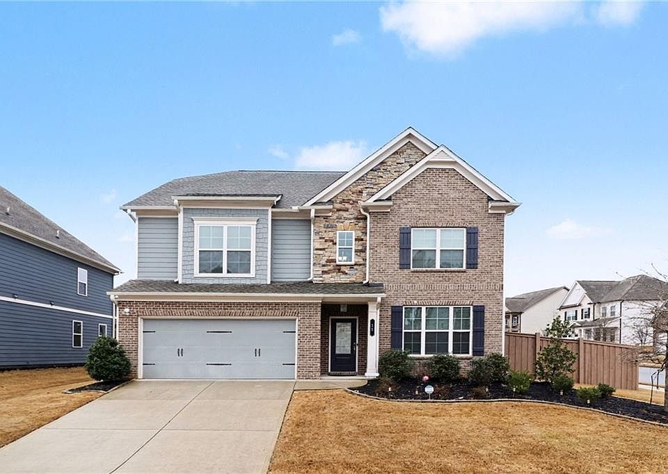 1st image of 15 Braemore Ln