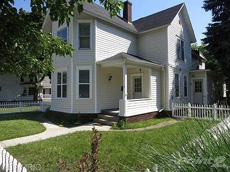 1st image of 1118 Pearl St