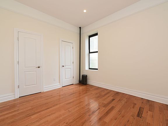 4th image of 69 Tiemann Pl APT 4