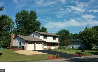 7065 Rice Lake Dr, Lino Lakes, MN 55014