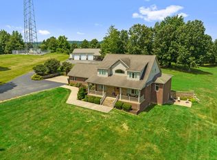101 W Highland Park, Earlington, KY 42410