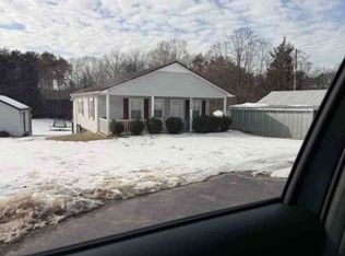 2724 Concord Rd, Chatham, VA 24531