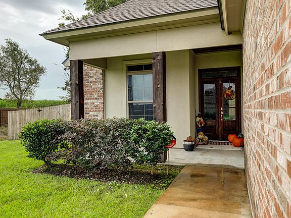 3rd image of 601 Braxton Dr