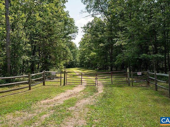 4th image of 6681 Esmont Rd