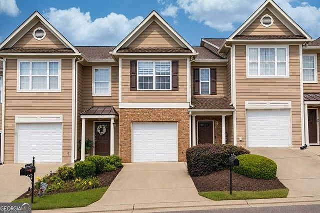 1st image of 6311 Shoreview Cir