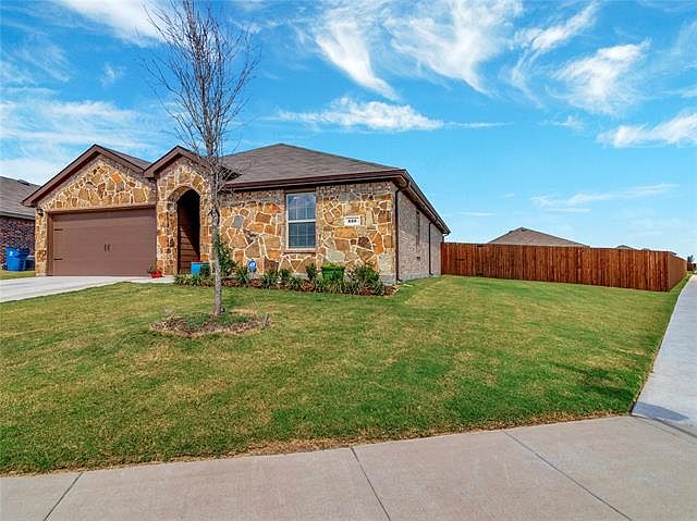 1st image of 529 Silo Cir