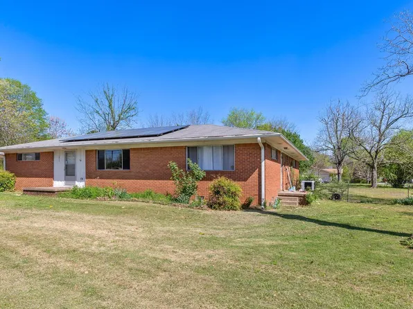 1803 Sutherland Ave, Mena, AR 71953