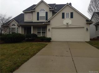 4890 N Ridgeside Cir, Ann Arbor, MI 48105