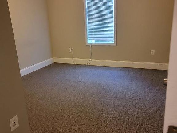 2nd image of 144 Duke Of Gloucester St APT 4