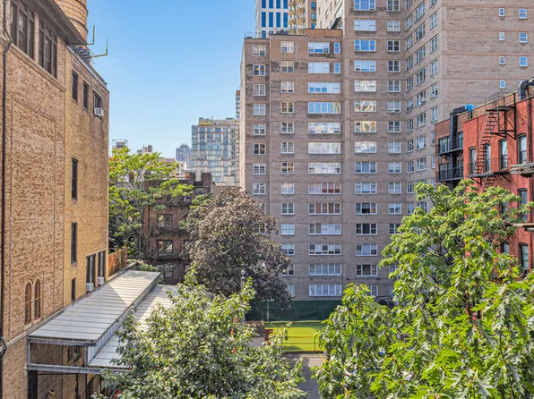 405 East 82nd Street image 7 of 7