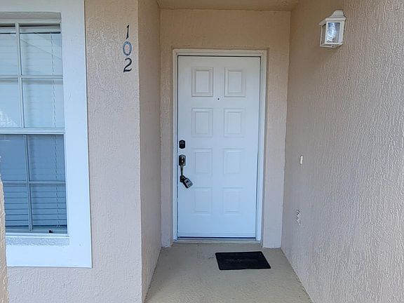 3rd image of 13828 Timberbrooke Dr APT 102
