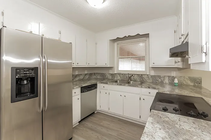 4808 Jamee Dr — Photo 3