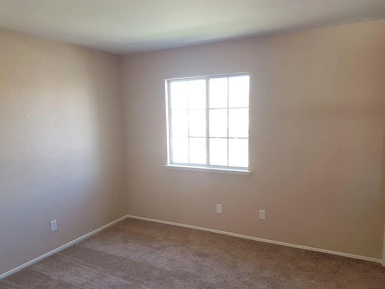 31625 Loma Linda Rd — Photo 7