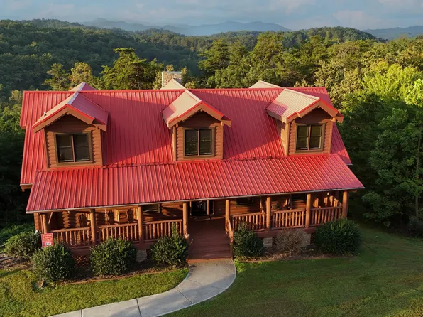 1107 N Trail Dr, Sevierville, TN 37862