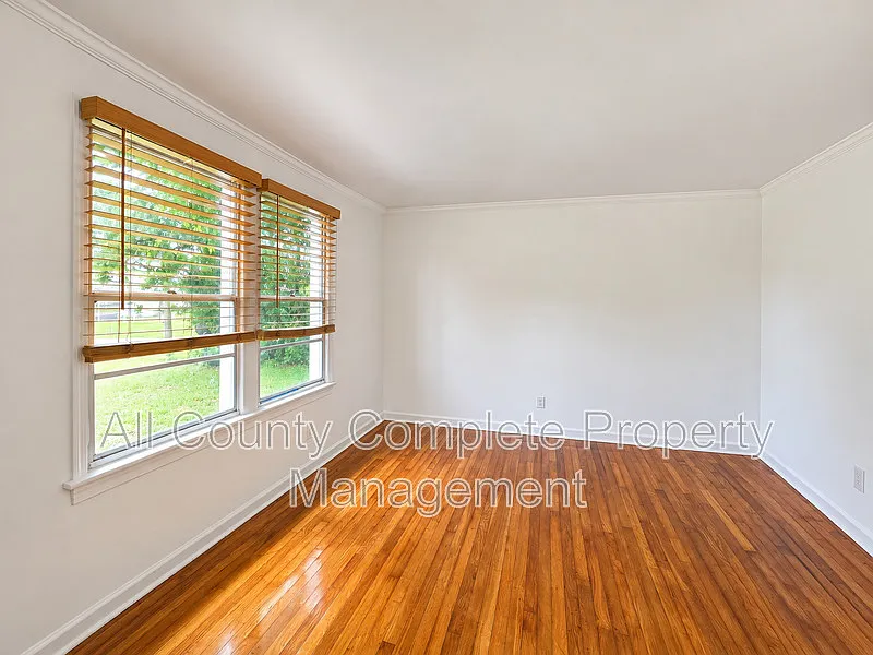 2 bed, 1.0 bath, 783 sqft, $1,250 — Photo 4