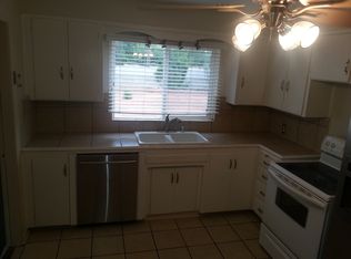 720 Kentucky St SE, Albuquerque, NM 87108