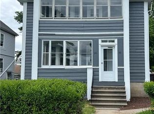 30-32 Abbotsford Ave, West Hartford, CT 06110