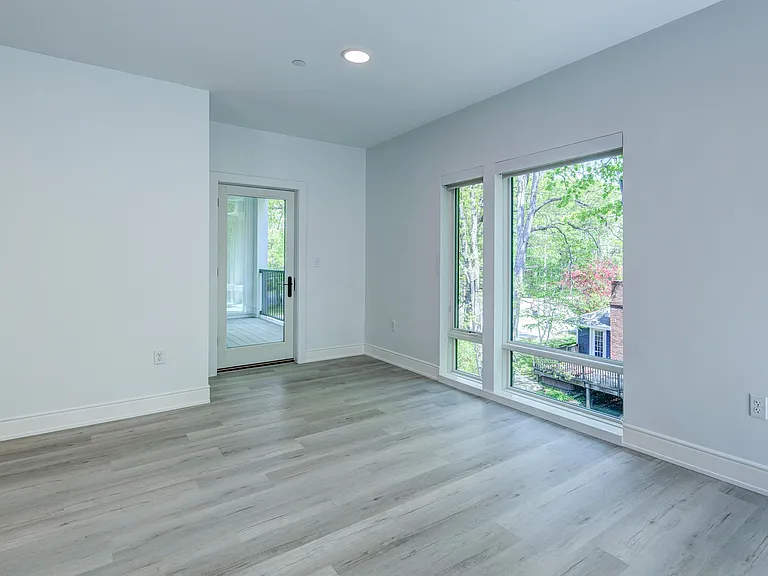 2059 Lafayette Rd #204 — Photo 24