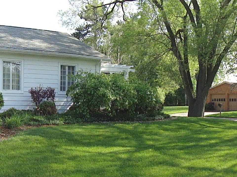 1602 W. Saint Andrews Road