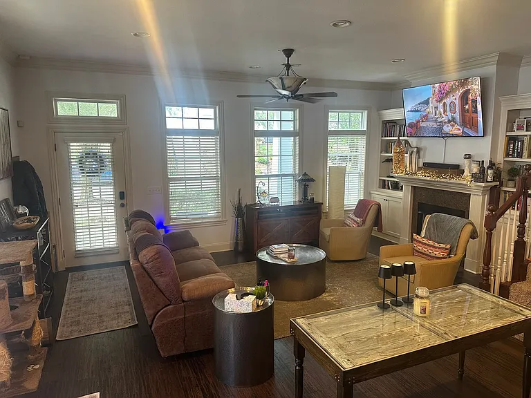 2479 Frontier Elm Dr — Photo 5