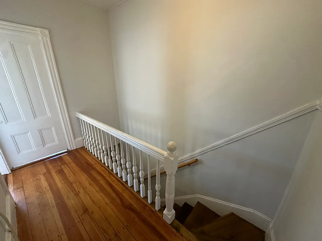 2 bed, 800 sqft, $2,300 — Photo 4
