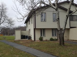 28 King Henry Cir #28, Baltimore, MD 21237