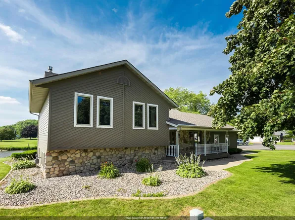 3129 Honey Creek Ct, Oshkosh, WI 54904