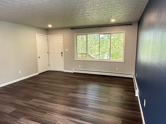 5th image of 601 Cherry St APT 4