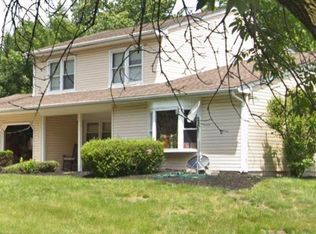 31 Gladstone Dr, East Brunswick, NJ 08816