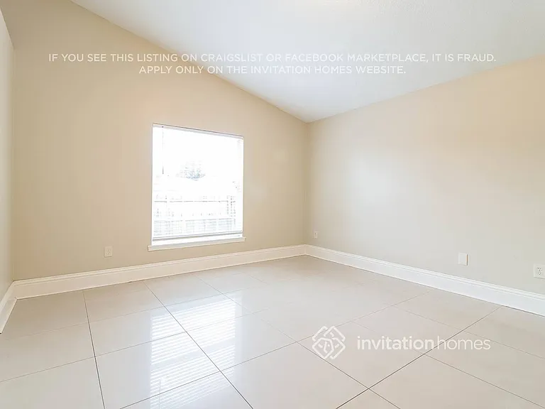 7918 Hidden Hollow Dr — Photo 11