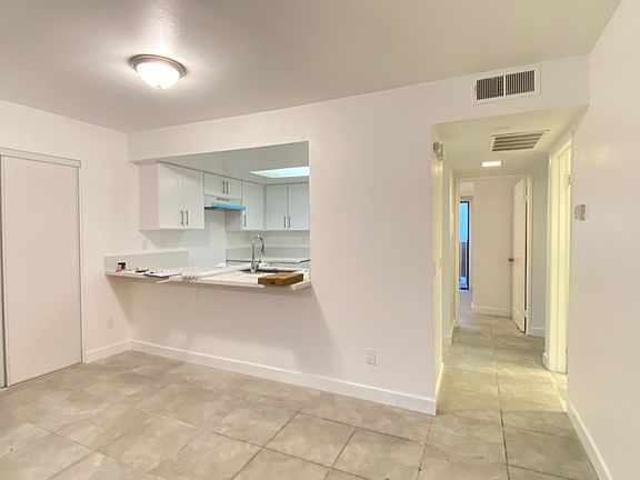 2nd image of 2542 Edwards Ave APT 10