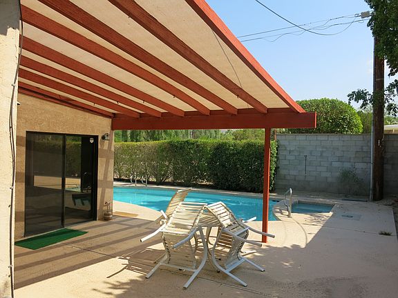 Covered Patio/ Block Wall & Surround Privacy