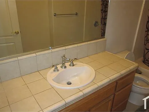 3 bed, 1584 sqft, $3,600 — Photo 4