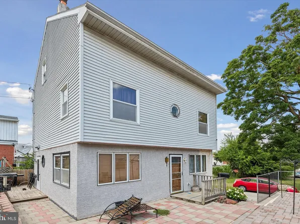 273 Washington St, Bridgeport, PA 19405
